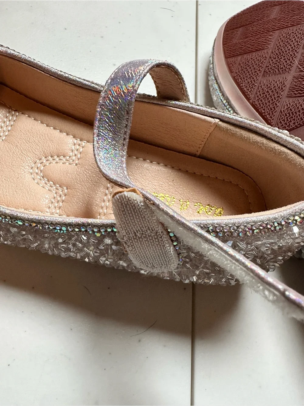 NWOB Doe a Dear Little Girls Pink Bead Stone Flat Shoes - Size 13